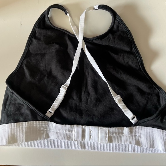 Calvin Klein Bra - Picture 2 of 2